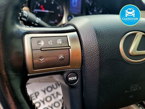 Used 2018 Lexus GX 460 Premium w/ Premium Package AWD/4WD image 19