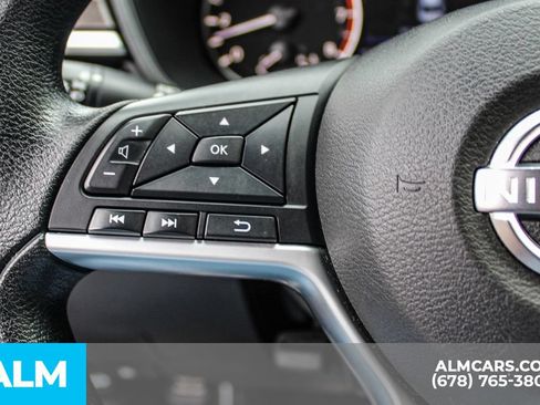 Used 2024 Nissan Altima 2.5 SV FWD image 23