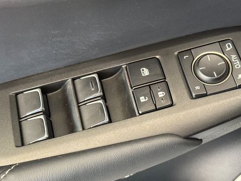Used 2019 Lexus NX 300 F Sport w/ F Sport Premium Package FWD image 13