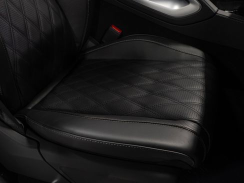 Used 2026 Mercedes-Benz Maybach GLS 600 4MATIC image 65