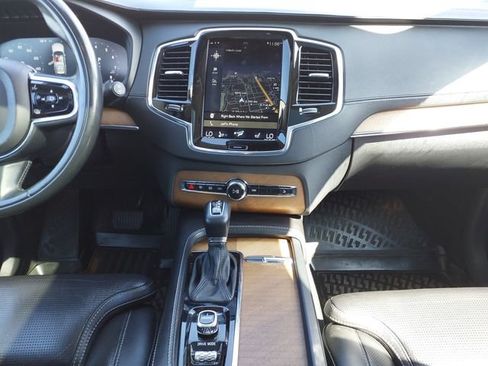 Used 2016 Volvo XC90 T6 Inscription w/ Vision Package AWD/4WD image 11