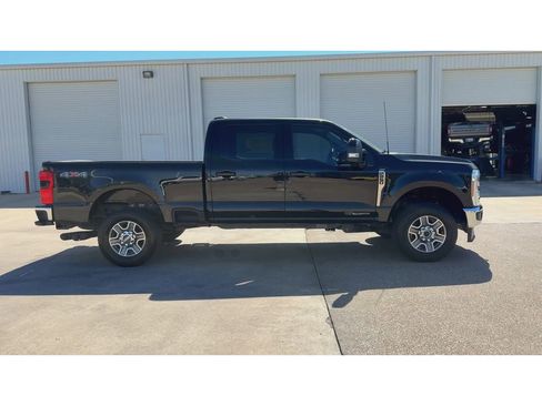 Used 2024 Ford F250 Lariat image 9