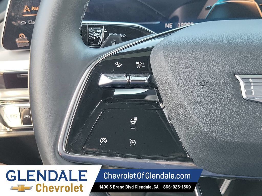 Used 2024 Cadillac Lyriq Luxury RWD image 24