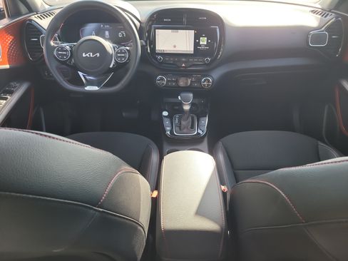 Used 2023 Kia Soul GT-Line w/ GT-Line Technology Package FWD image 15