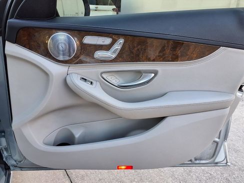 Used 2015 Mercedes-Benz C 300 4MATIC Sedan image 10