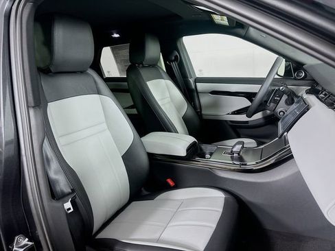 Used 2026 Land Rover Range Rover Evoque Dynamic SE image 28