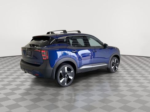 New 2026 Nissan Kicks SR w/ Cold Weather Package AWD/4WD image 12