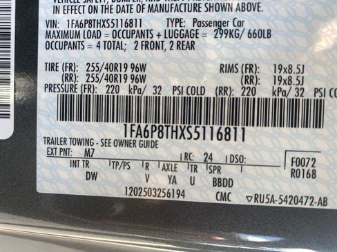 Used 2025 Ford Mustang Coupe RWD image 29