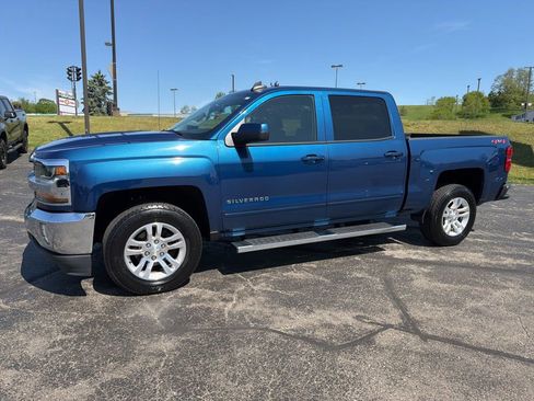 Used 2018 Chevrolet Silverado 1500 LT w/ All Star Edition AWD/4WD image 7
