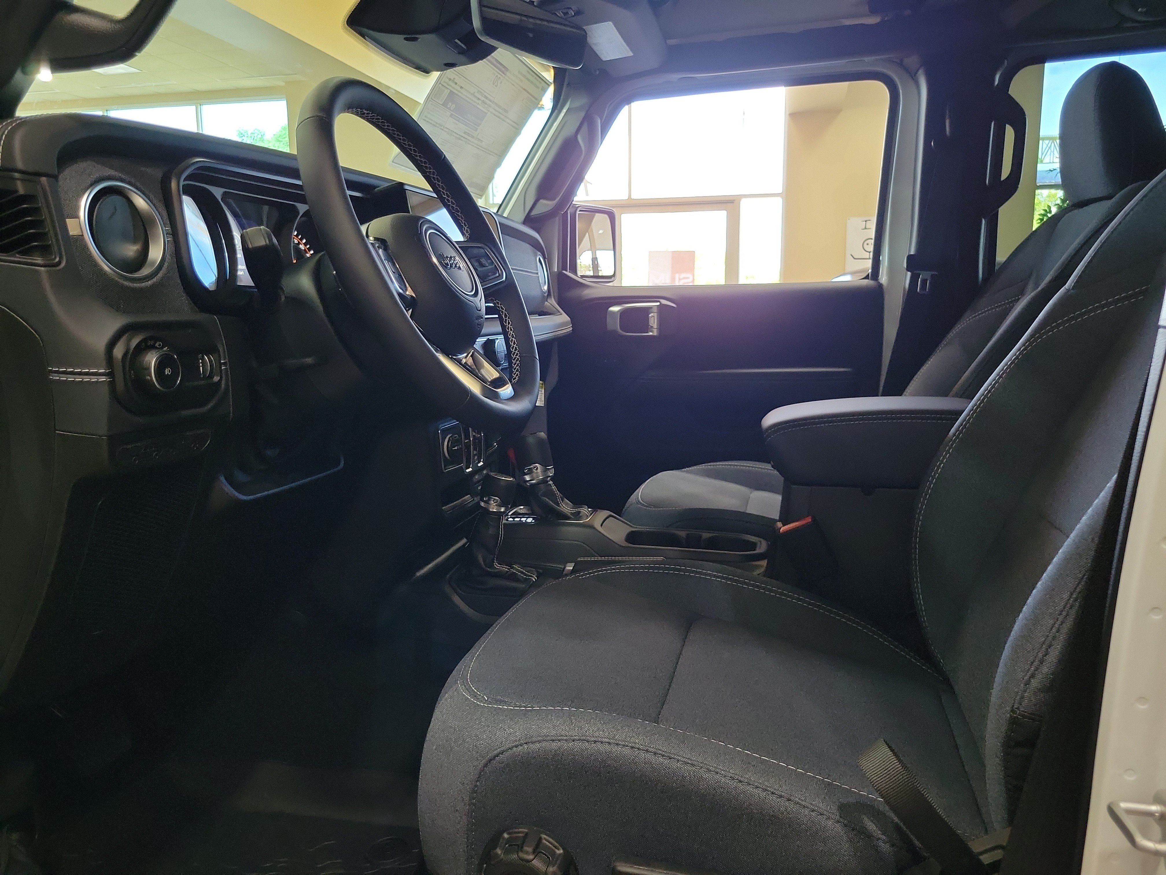 New 2026 Jeep Wrangler Unlimited Sahara AWD/4WD image 7