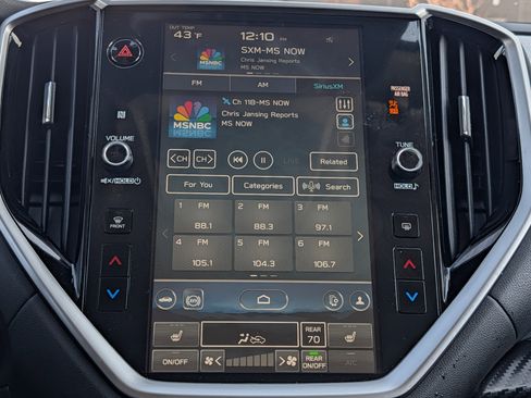 Used 2025 Subaru Ascent Premium image 22