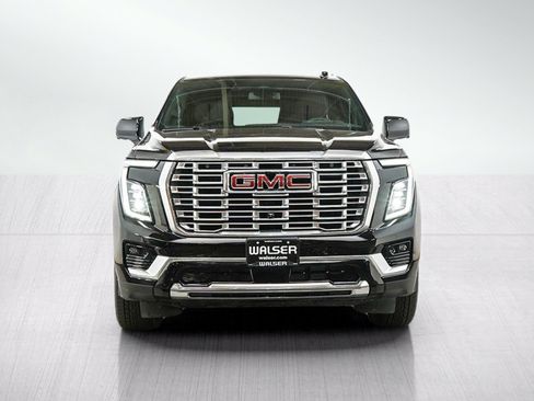 Used 2025 GMC Yukon Denali AWD/4WD image 9