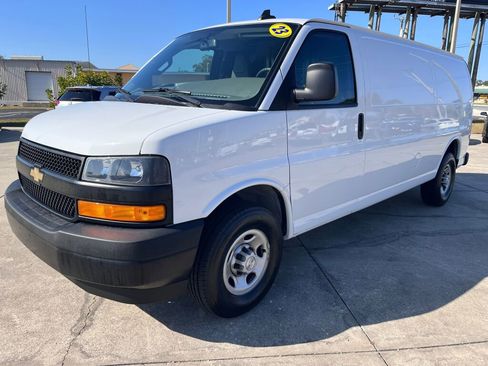 Used 2023 Chevrolet Express 2500 Extended image 7