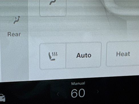 Used 2021 Tesla Model S Plaid image 19