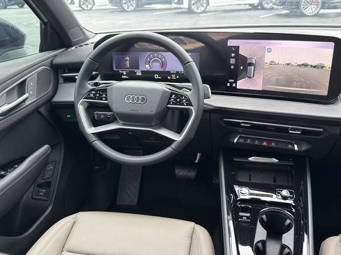 New 2026 Audi Q3 quattro 2.0T AWD/4WD image 21