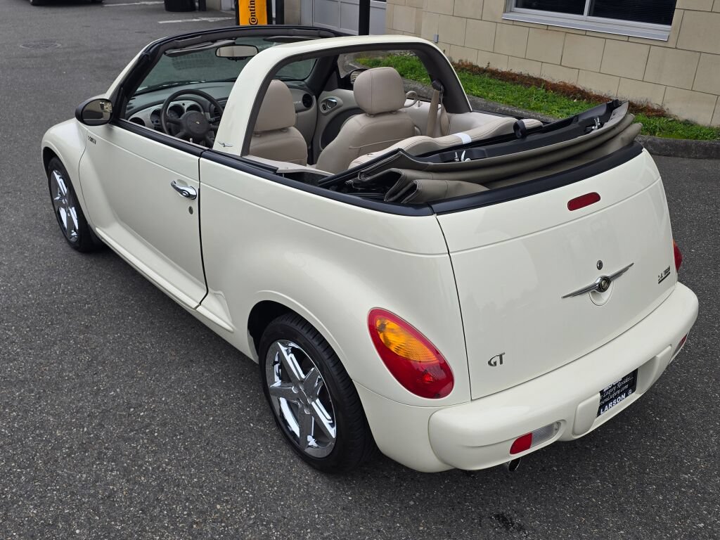 Used 2005 Chrysler PT Cruiser GT FWD image 12