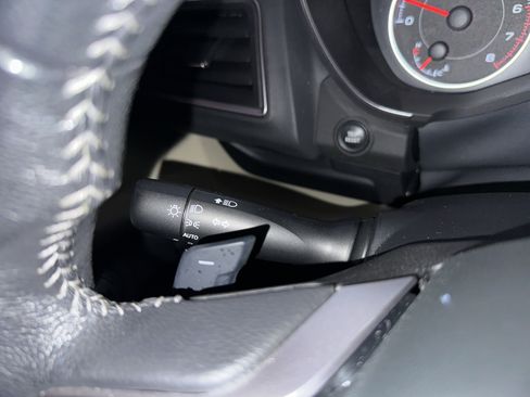 Used 2021 Subaru Ascent Premium w/ Convenience Package image 27