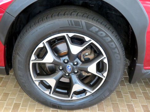 Used 2019 Subaru Crosstrek 2.0i Premium image 7