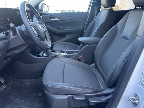 Used 2024 Buick Encore GX Preferred image 20