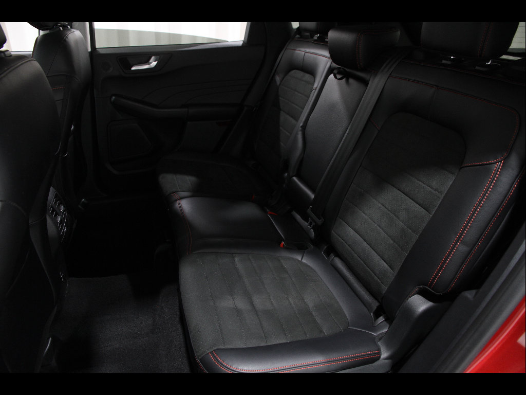 Used 2022 Ford Escape SEL w/ SEL Stealth AWD Package image 19
