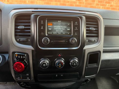 Used 2015 RAM 1500 Express image 25