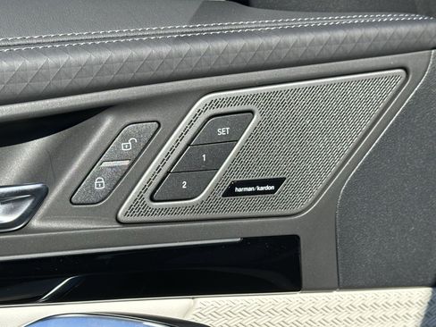 Used 2026 BMW X2 xDrive28i w/ Technology Package image 37