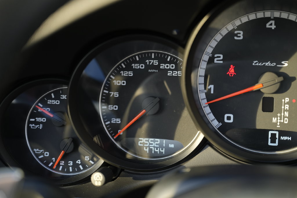 Used 2014 Porsche 911 Turbo S AWD/4WD image 91