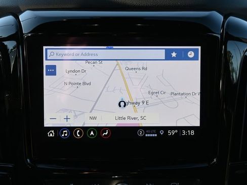 Used 2023 Chevrolet Traverse RS image 19