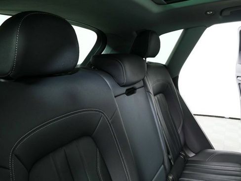 Used 2023 Audi Q5 2.0T Premium Plus w/ Premium Plus Package image 23