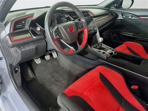Used 2019 Honda Civic Type R image 17