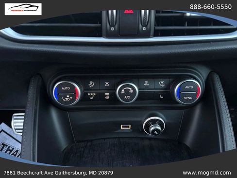Used 2022 Alfa Romeo Stelvio Sprint AWD/4WD image 29