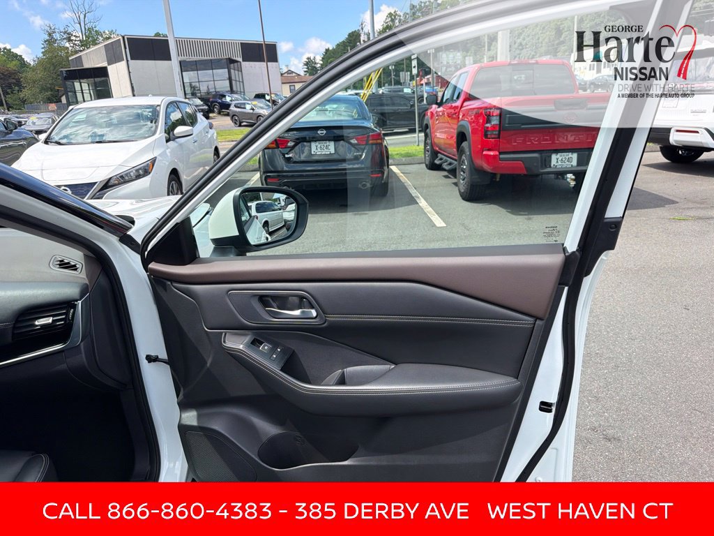 Certified 2023 Nissan Rogue SL AWD/4WD image 34