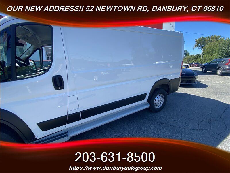 Used 2025 RAM ProMaster 2500 w/ U-Haul Equipment Group FWD image 5