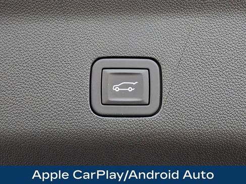 Used 2025 Chevrolet Tahoe Z71 image 32