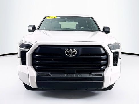 Used 2025 Toyota Tundra SR5 w/ SR5 Convenience Package AWD/4WD image 2