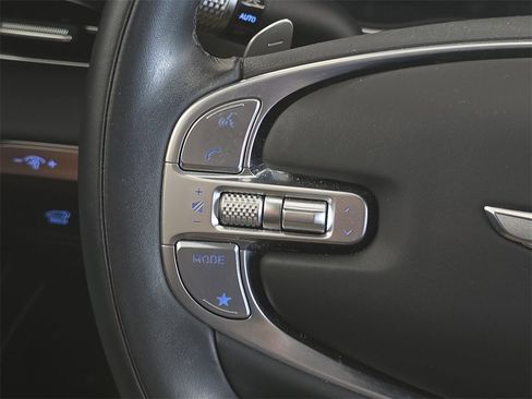 Used 2024 Genesis GV80 3.5T w/ Prestige Package image 16