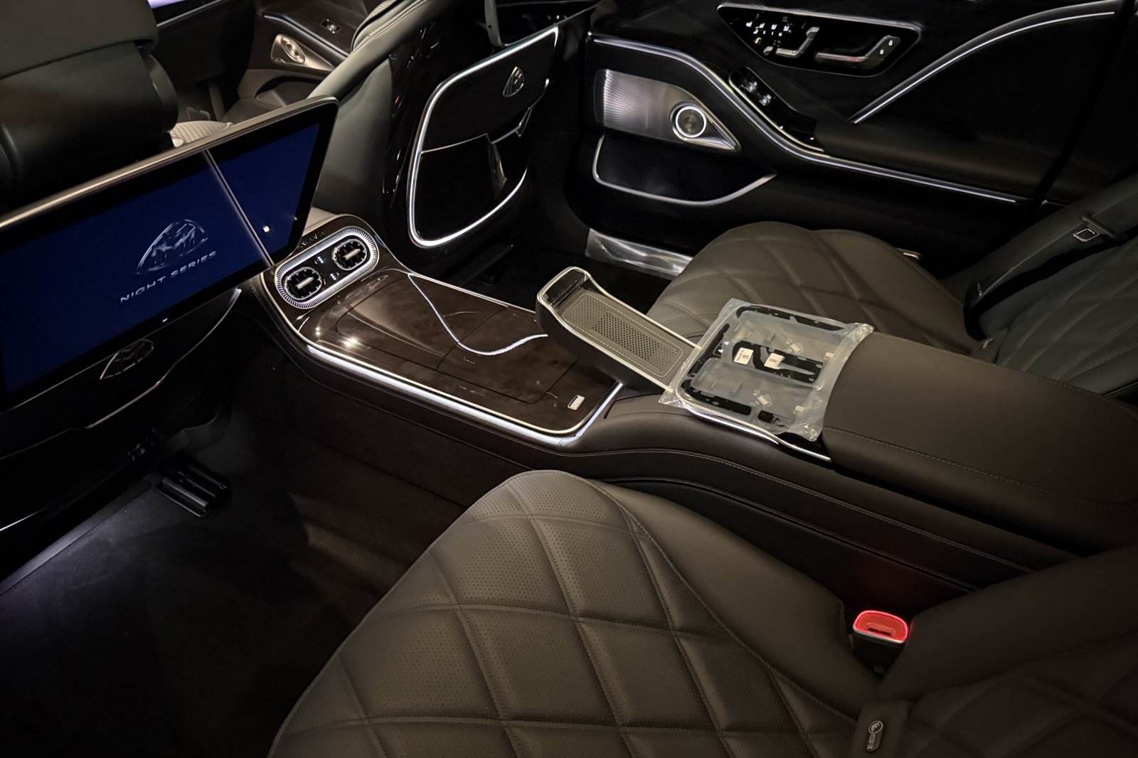 New 2027 Mercedes-Benz Maybach S 580 4MATIC image 10