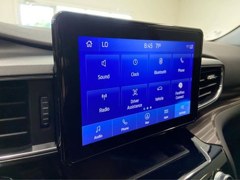 Used 2022 Ford Explorer Limited w/ Equipment Group 301A image 34