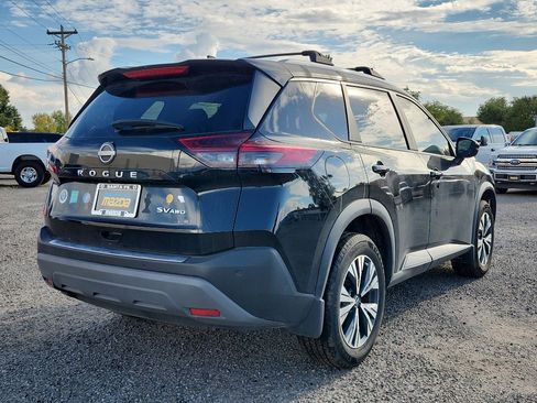 Used 2022 Nissan Rogue SV w/ SV Premium Package image 6