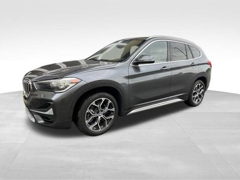 Used 2022 BMW X1 sDrive28i w/ Convenience Package FWD image 1
