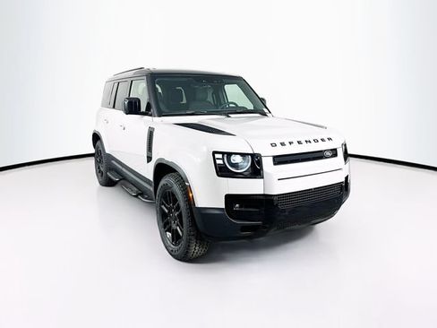 Used 2026 Land Rover Defender 110 S AWD/4WD image 3