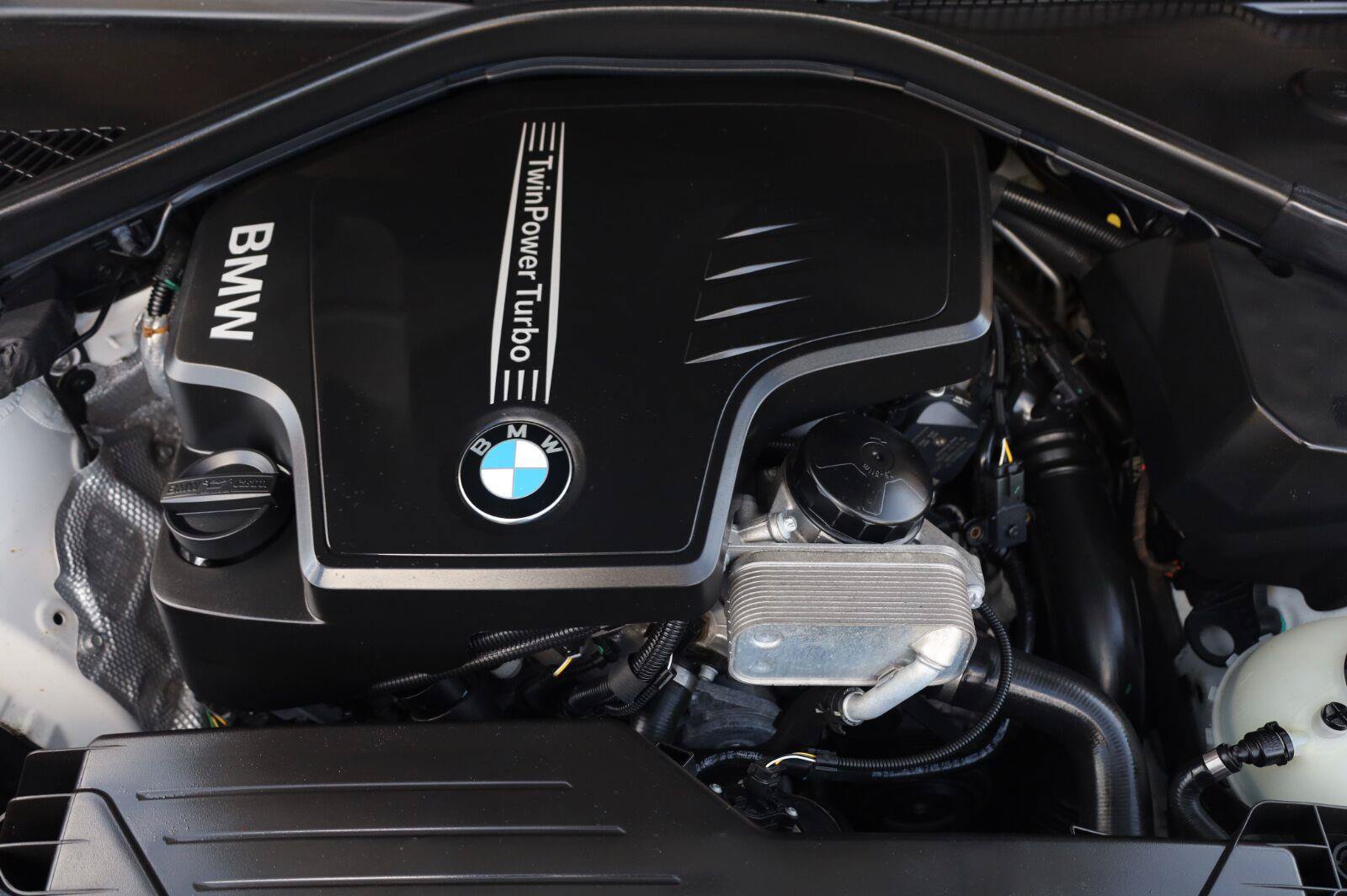 Used 2015 BMW 228i Convertible RWD image 19