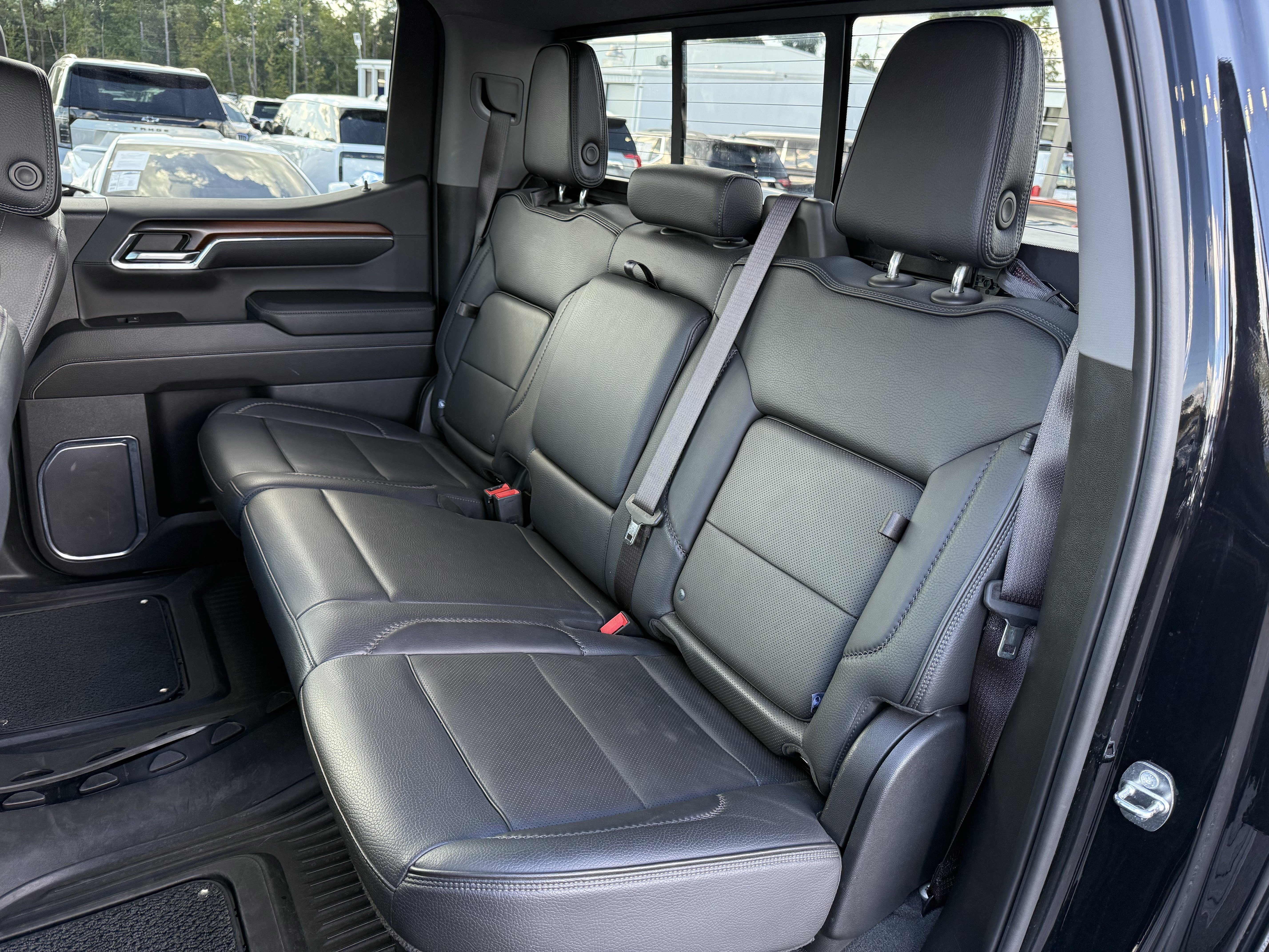 Used 2024 GMC Sierra 1500 Denali w/ Denali Reserve Package AWD/4WD image 35