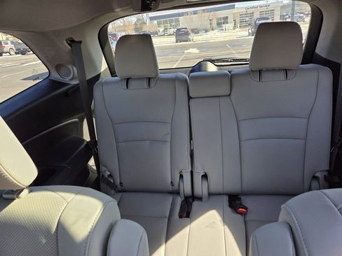 Used 2022 Honda Pilot Elite image 17