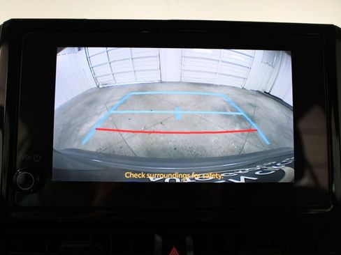 Used 2023 Toyota Corolla LE image 29