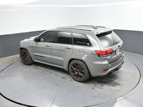 Used 2019 Jeep Grand Cherokee SRT w/ Trailer Tow Group IV AWD/4WD image 30
