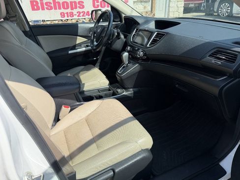 Used 2016 Honda CR-V Touring image 9