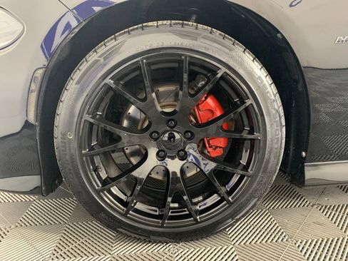 Used 2019 Dodge Charger R/T RWD image 11