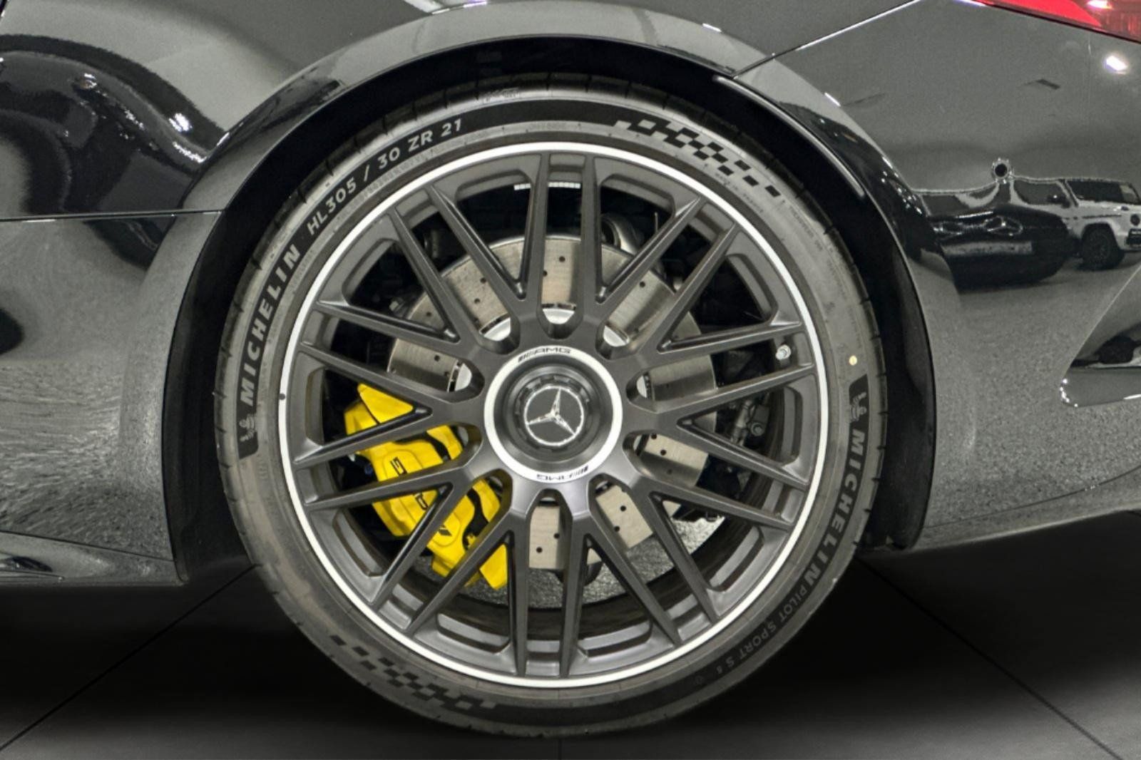 New 2025 Mercedes-Benz SL 63 AMG 4MATIC image 22