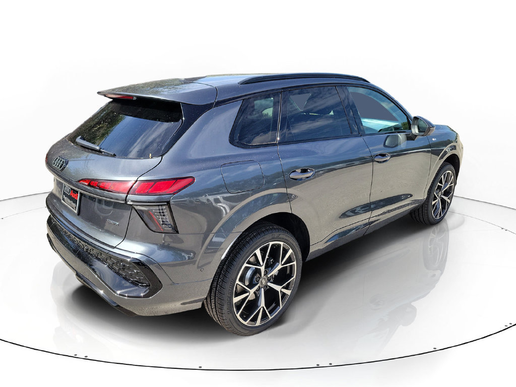New 2026 Audi Q3 quattro 2.0T AWD/4WD image 4